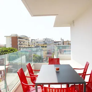 dainese-apartments-casa-miriam.hotelinveneto.com/